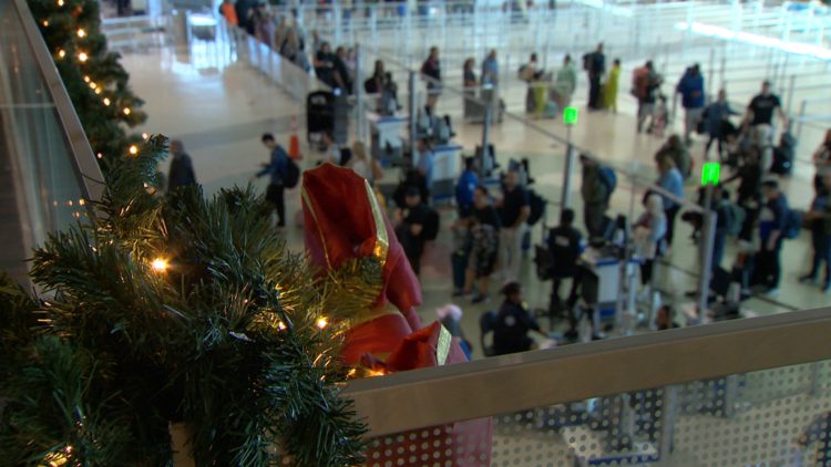 Holiday reunions and surprises delight travelers and shoppers at Dallas Love Field and NorthPark Center