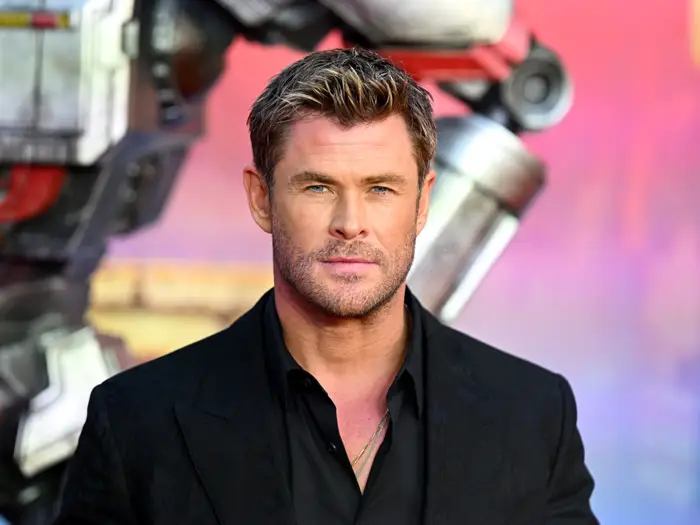Chris Hemsworth says caring for his dad with Alzheimer’s has reshaped his priorities as a father