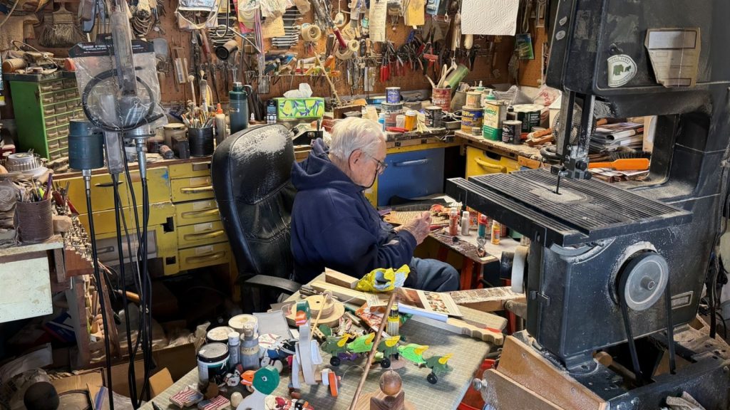 100-year-old toymaker turns Garden Grove garage into holiday storefront
