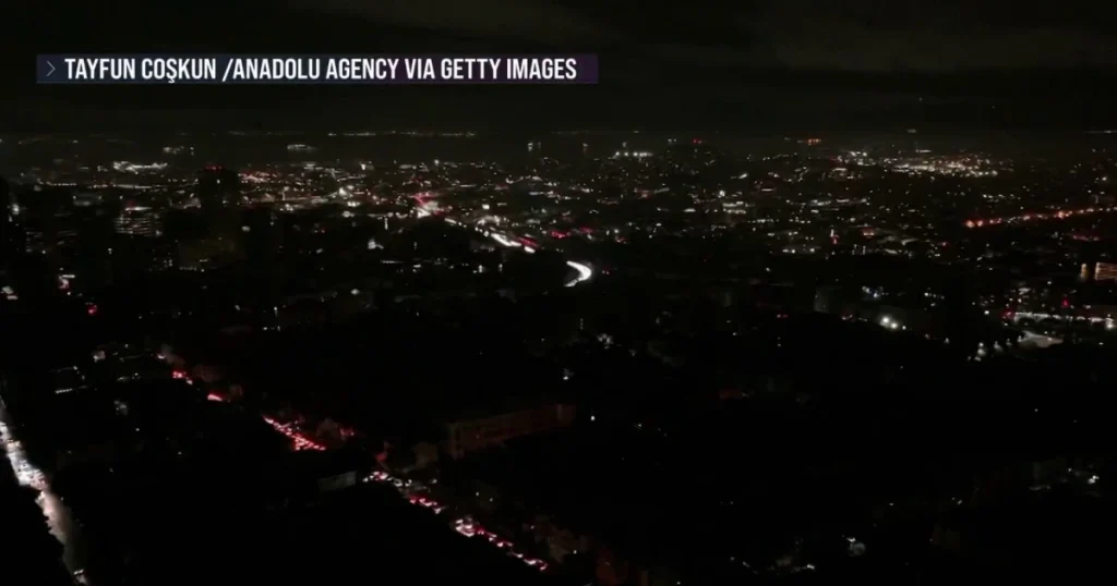 Massive power outage creates chaos in San Francisco