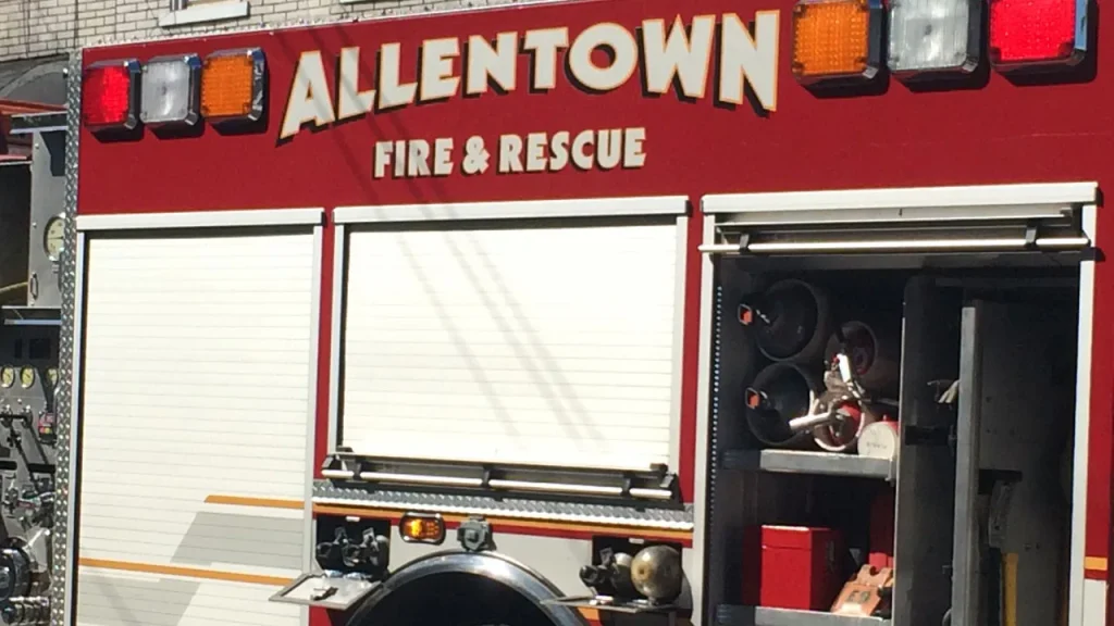 Fire damages three rowhomes in Allentown, displacing residents