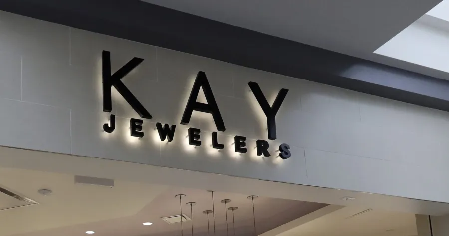 Jewelry store robbed at Livermore outlets, robbers flee in Honda Civic: police