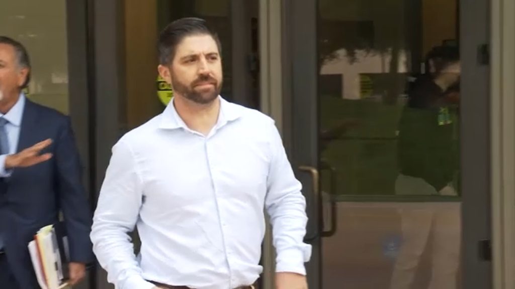 Former Dog House Grill manager sentenced to federal prison for $30M fraud scheme