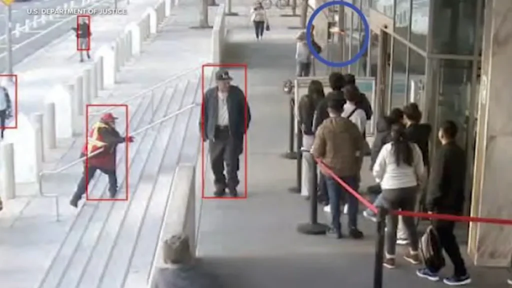 Man accused of yelling ‘anti-ICE’ comments and throwing 2 Molotov cocktails at DTLA federal building