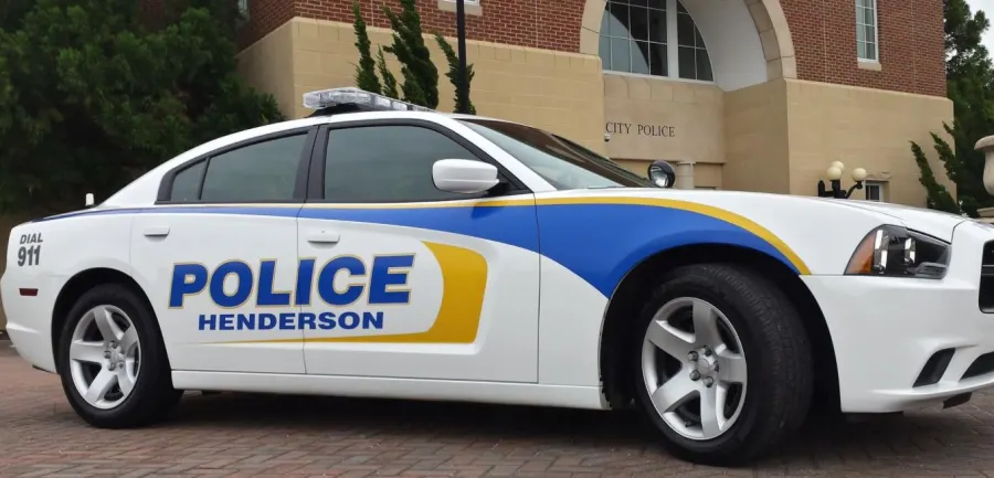 1 found hurt in car after shooting in Henderson, police say