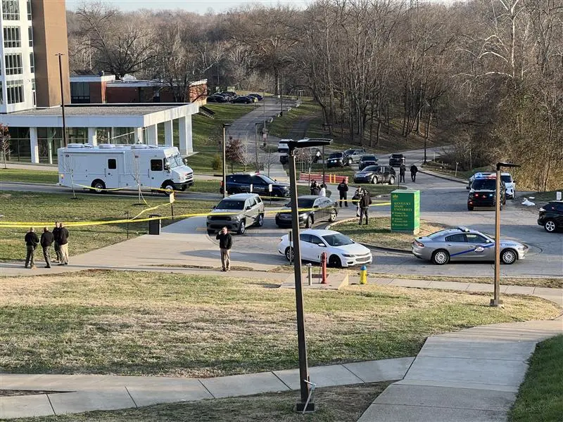 1 dead, 1 injured in shooting on Kentucky State University campus; suspect in custody: Police