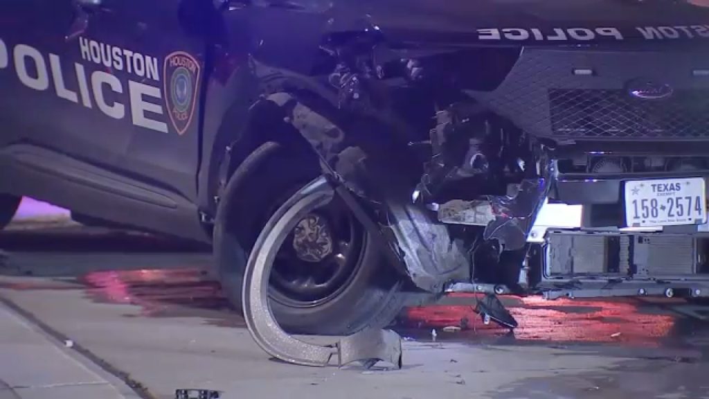 Driver admits to drinking after running stop sign, hitting HPD cruiser in Midtown, police say