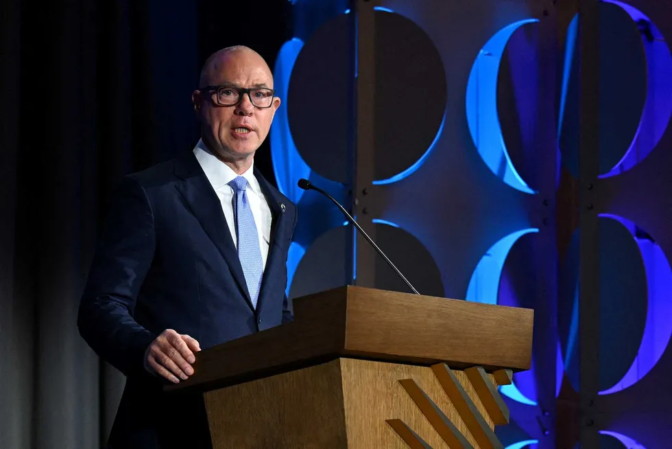 Trump’s FAA chief caught holding millions in airline stocks despite ethics pledge: report