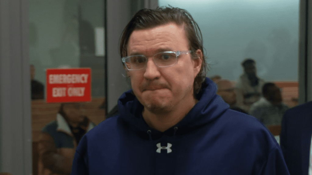 Cincinnati ICE agent arrested on domestic violence charges, accused of choking woman