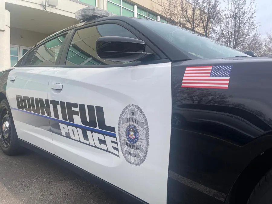 Bountiful man arrested, accused of stabbing mother in home