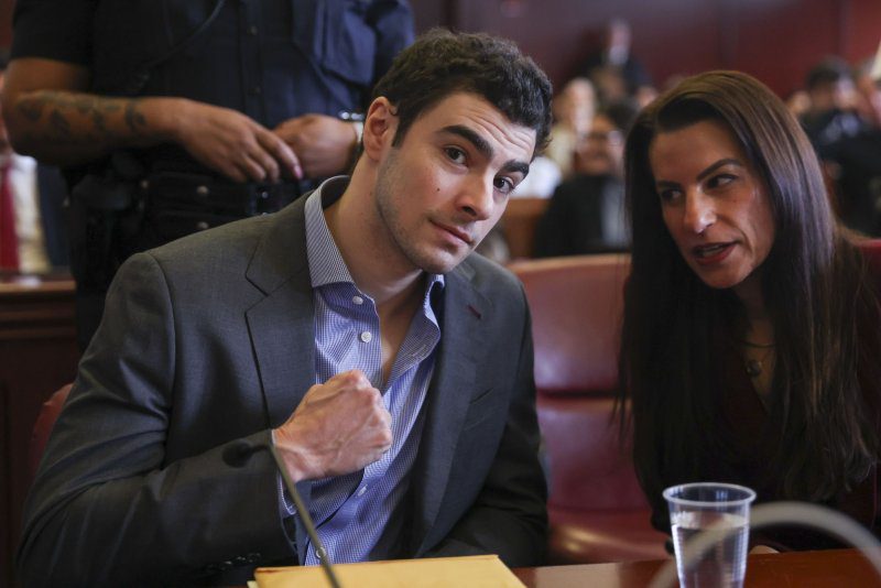 Healthcare CEO slaying: Mangione returns to court as police, assistant district attorney testify