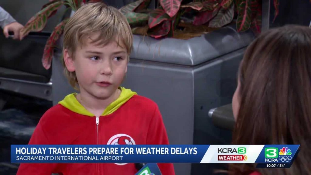 Mom said it was 6 hours that we had to wait’: Families dealing with holiday travel delays