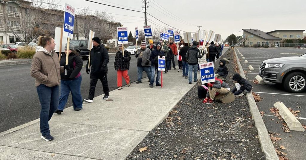 Teachers’ strike continues in Moses Lake; no classes Thursday
