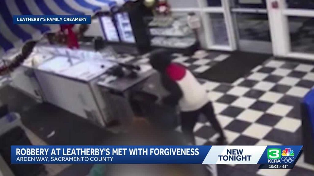 Video shows robbery at Leatherby’s Family Creamery in Arden-Arcade with customers feet away