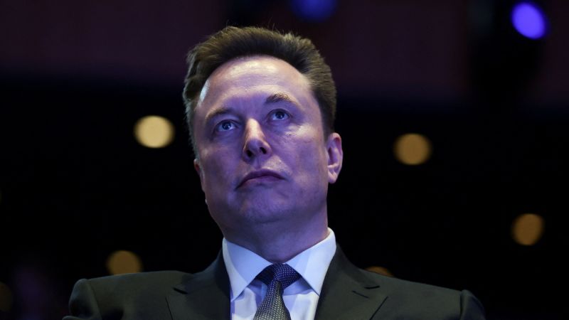 Musk reportedly plans record IPO for SpaceX. Here’s what that means | CNN Business
