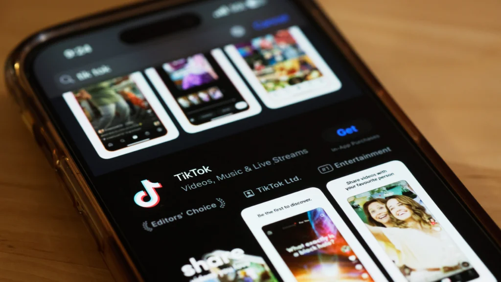 TikTok U.S. Deal to Close Next Month: Oracle and Silver Lake Confirmed in Buyer Consortium