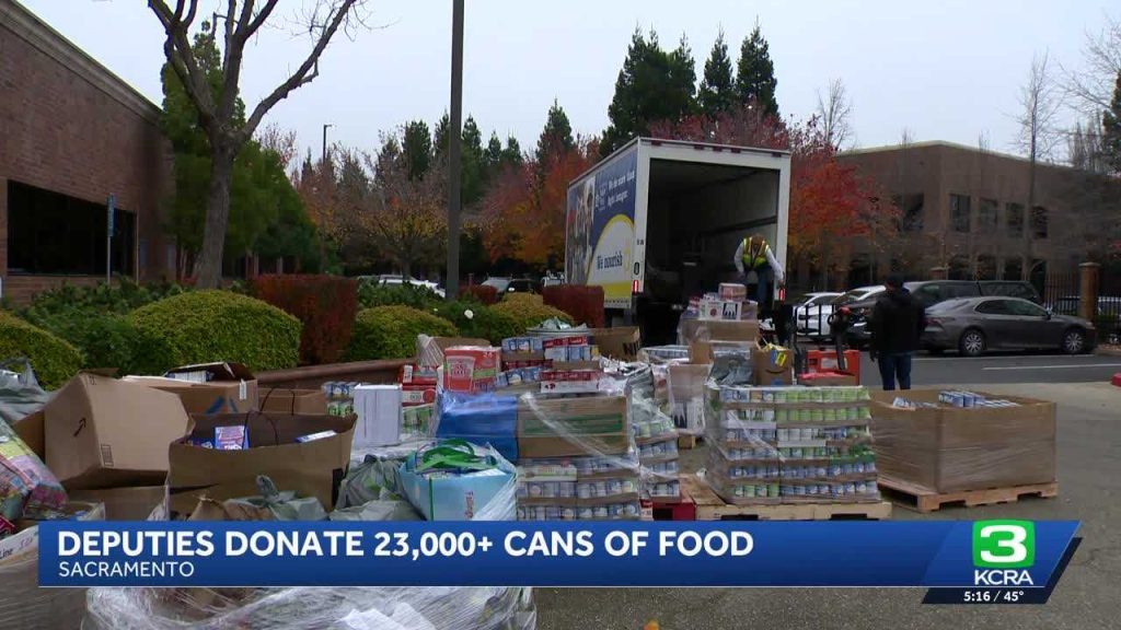 Sacramento deputies donate over 23,000 cans of food for holiday drive