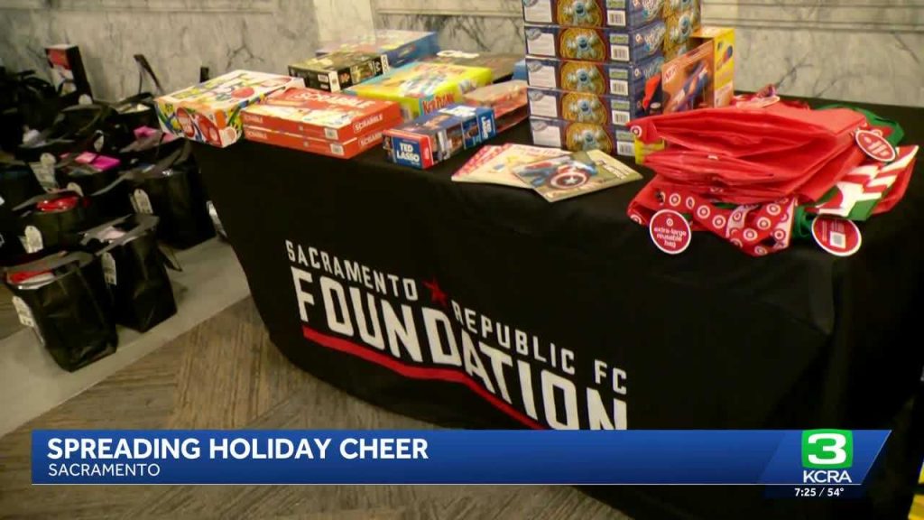 Sacramento Republic FC and Downtown Ford deliver holiday gifts to Robla School District