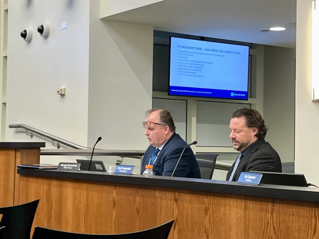 Orland Park halts broadband installation, citing negative experiences by residents