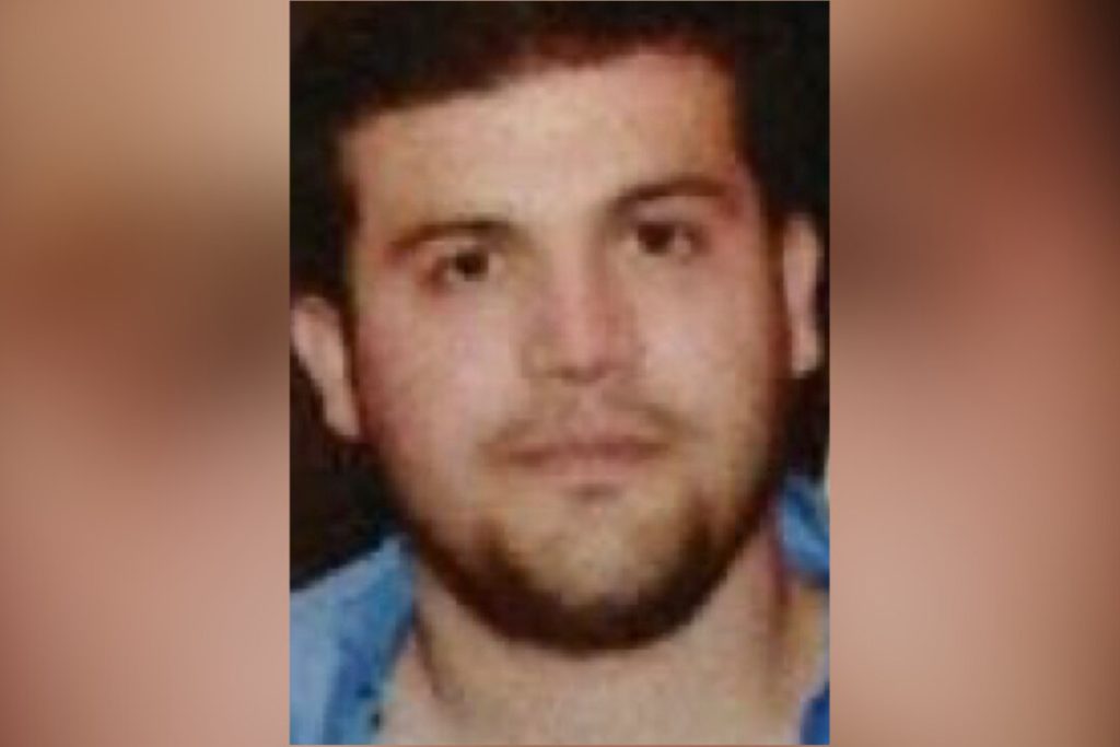 Son of ‘El Chapo’ Pleads Guilty to Drug Charges in Chicago