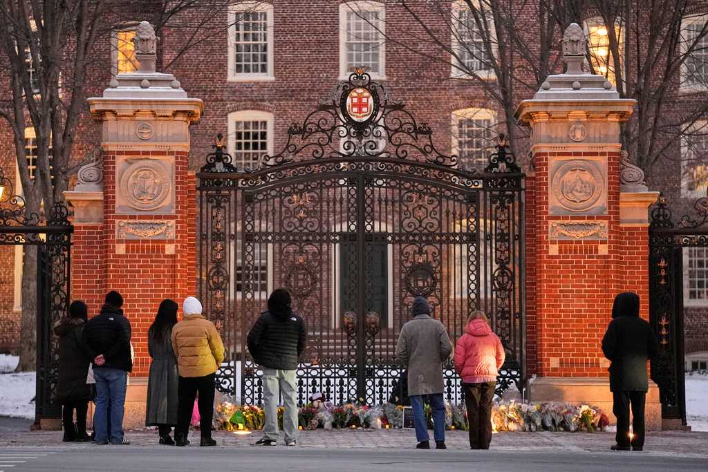 WPRI: Brown Univ. custodian says he reported suspicious man before deadly shooting