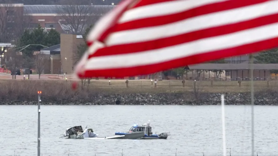 US admits fault in deadly midair collision near National Airport: ‘An accident waiting to happen’