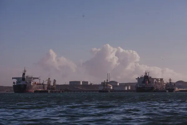 Trump Orders Blockade of Some Oil Tankers Around Venezuela