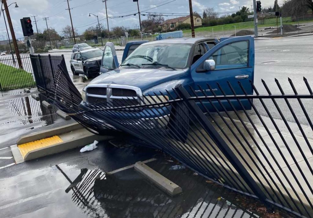 Juvenile in custody after shooting at father in south Sacramento, leading deputies on pursuit