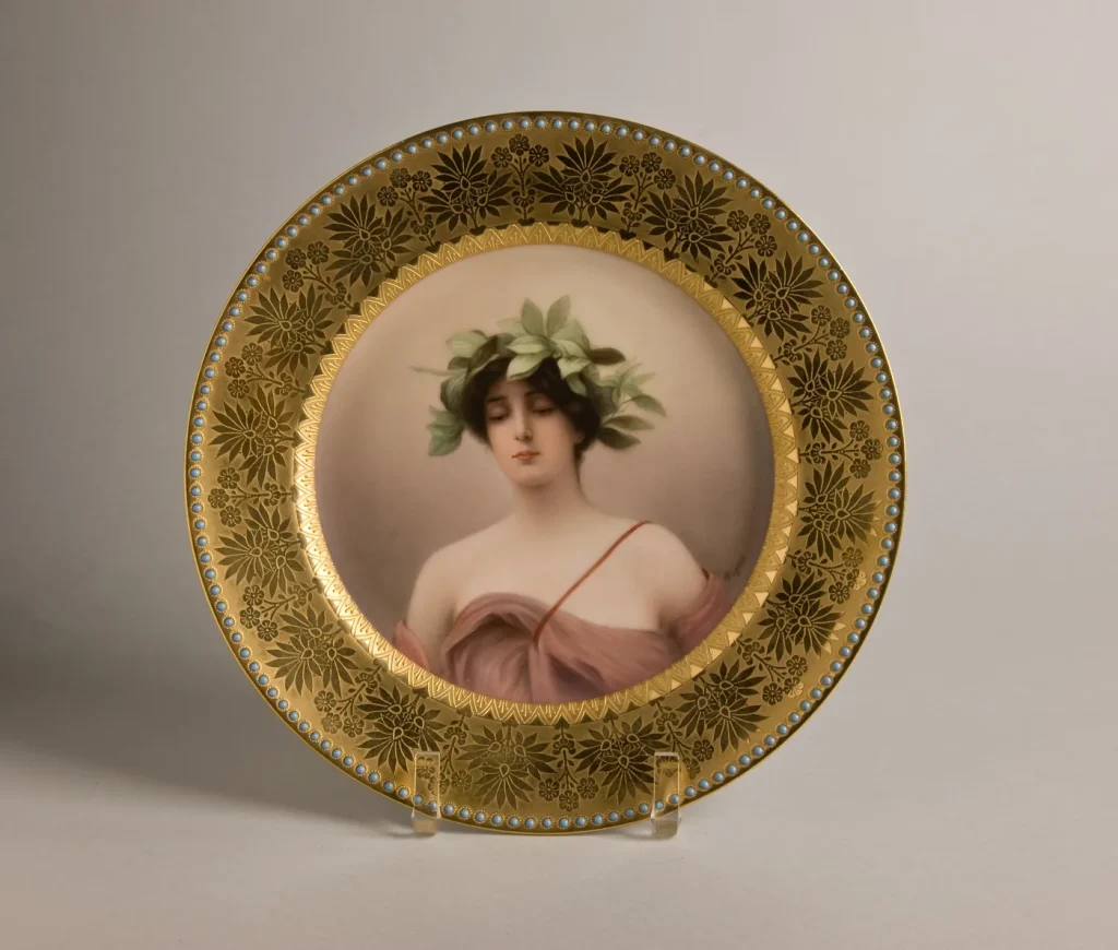 Morse Museum's 'Victorian Clutter' exhibit: a nostalgic journey