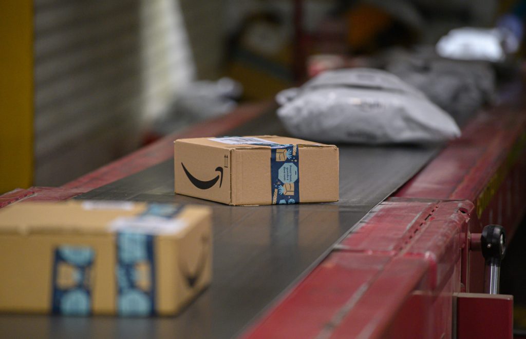 Amazon slashes prices on $47 storage bins to just $26