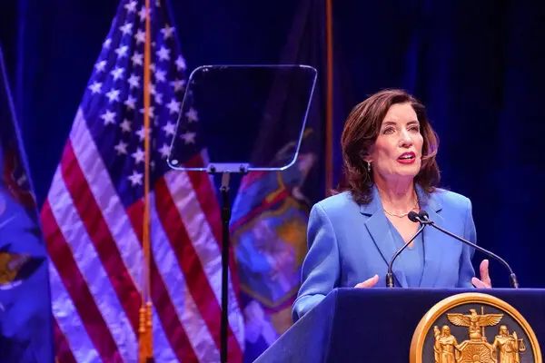 NY Stock Market Reacts to Gov. Hochul's $260B Budget Amid Trump Threats
