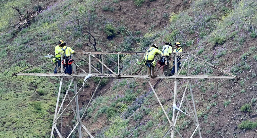 SoCal Edison compensated only 82 Eaton fire victims 2 months into recovery program