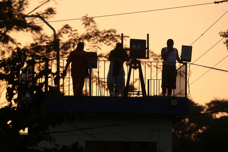Dozens of Guatemalan Prison Hostages Freed, President Declares State of Siege