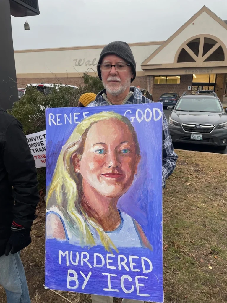 Anti-ICE protest draws 200 people in Cranston after Minneapolis shooting