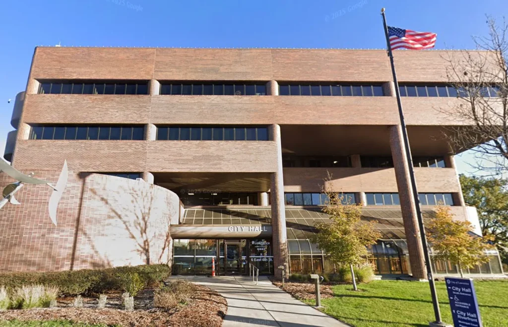 Worker shoots, kills alleged intruder at Lawrence, Kansas city hall