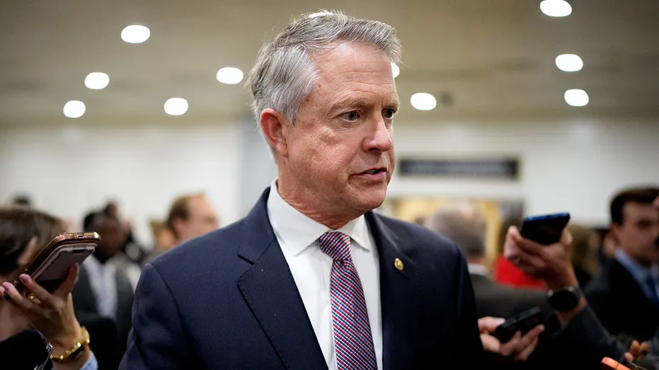 GOP Senator pushes Trump’s 10% credit card rate cap, party leaders push back