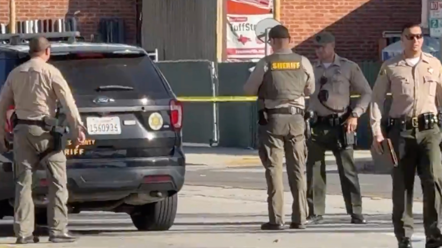 Man found dead in East Los Angeles; homicide investigation underway