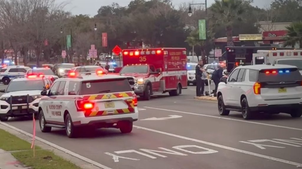 Gunman fatally shoots victim before deadly shootout with police: authorities