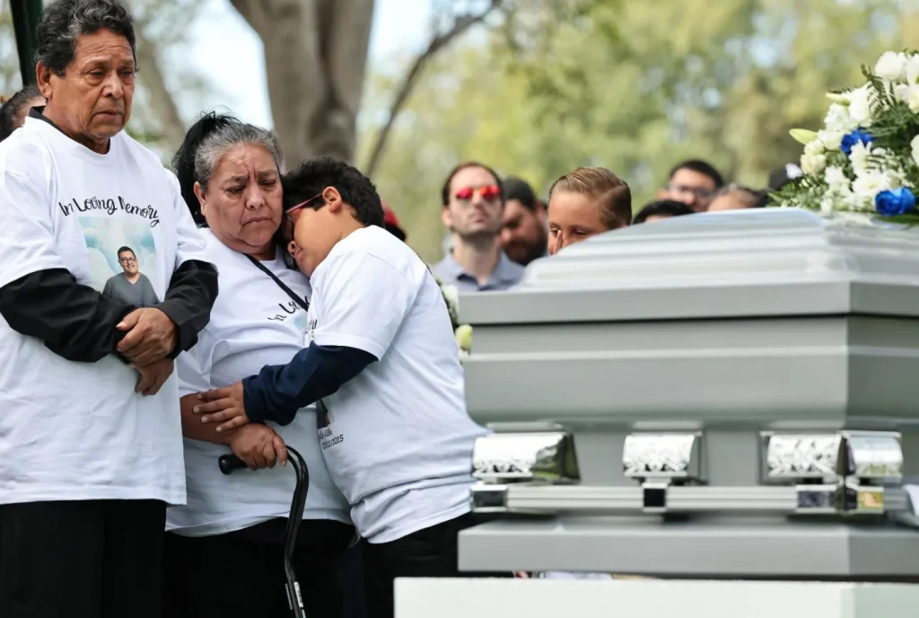 Family of California man who died in ICE detention sues prison operator