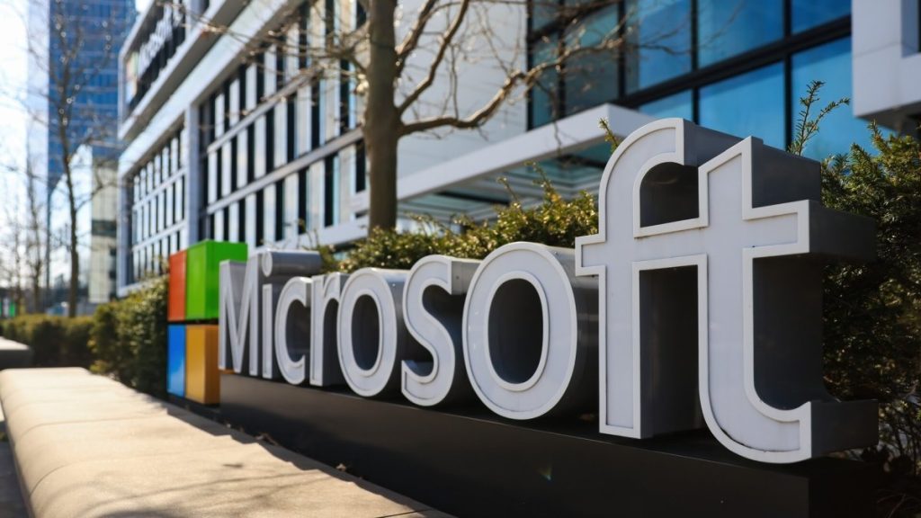 Nasdaq plummets 2% after disappointing Microsoft earnings weigh on index
