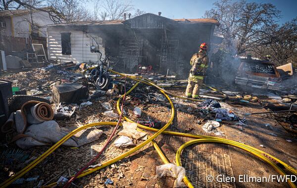52-year-old woman identified as victim who died with 3 dogs in East Fort Worth house fire