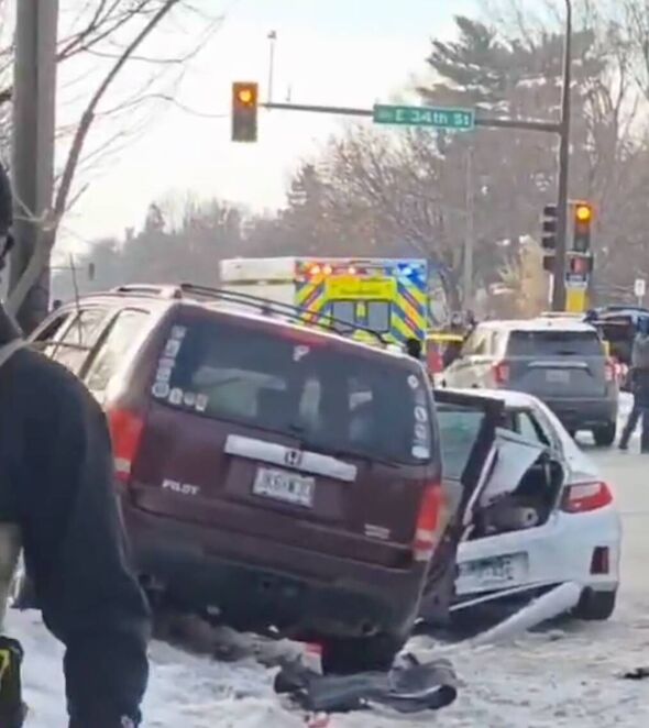 Minneapolis mayor demands ICE leave city after fatal shooting leaves city in chaos