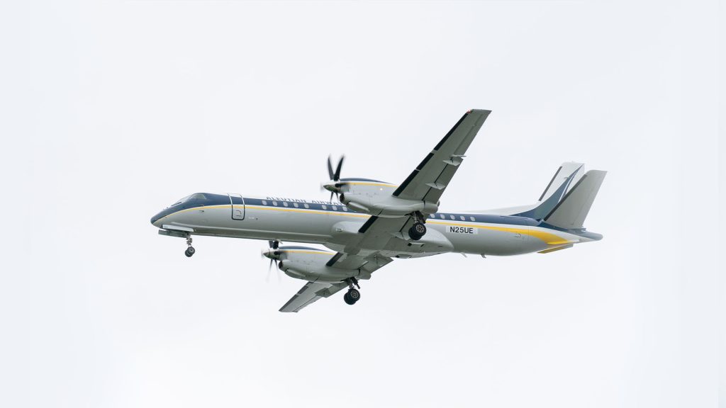 Argentum Airways' inaugural commercial flight takes off quietly