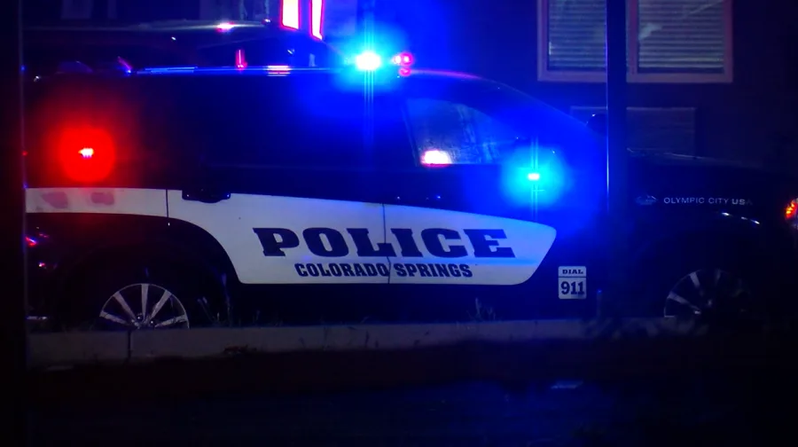 CSPD: Woman rejects offered drugs, escapes car as purse stolen