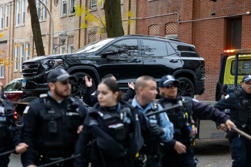 New indictment ties gun to shots fired at immigration agents in Little Village