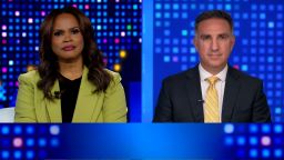 Man accused of placing pipe bombs near GOP and Democratic headquarters in Washington to remain in jail pending trial