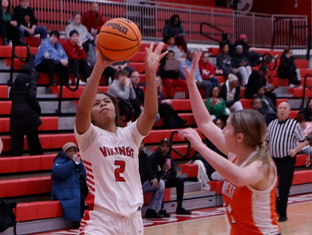 Toniya Brady’s emotional performance honors late grandmother: 10-point burst in win