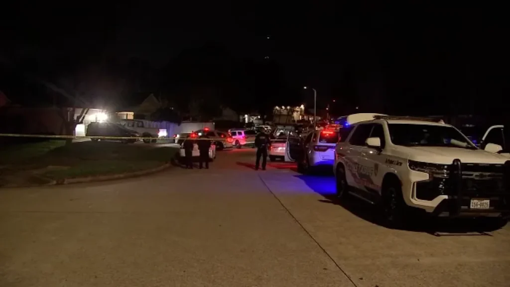 Robbery suspected in fatal shooting of 21-year-old in N. Harris County: HCSO