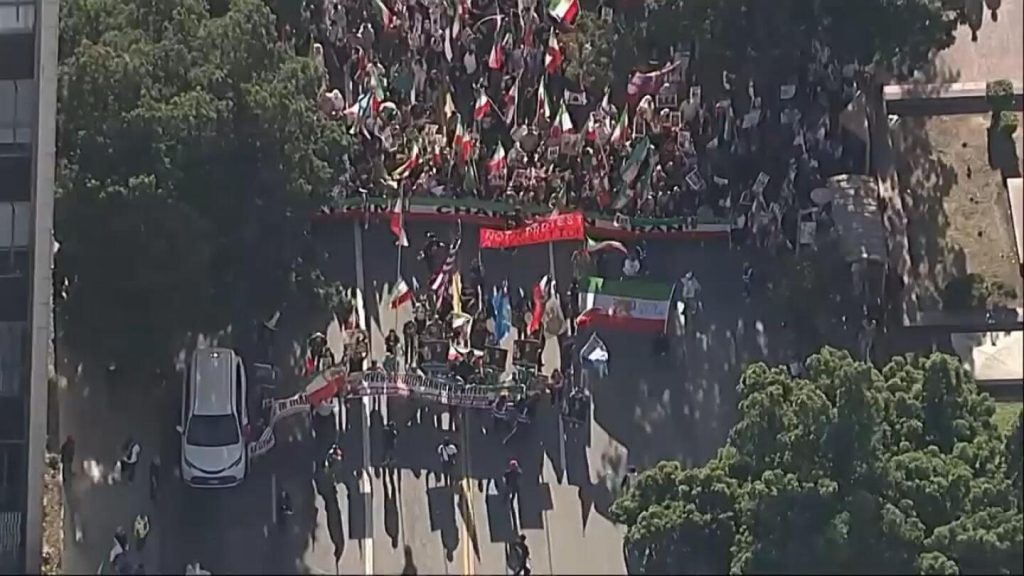 LA rally backs Iran protesters; 4,000 march peacefully