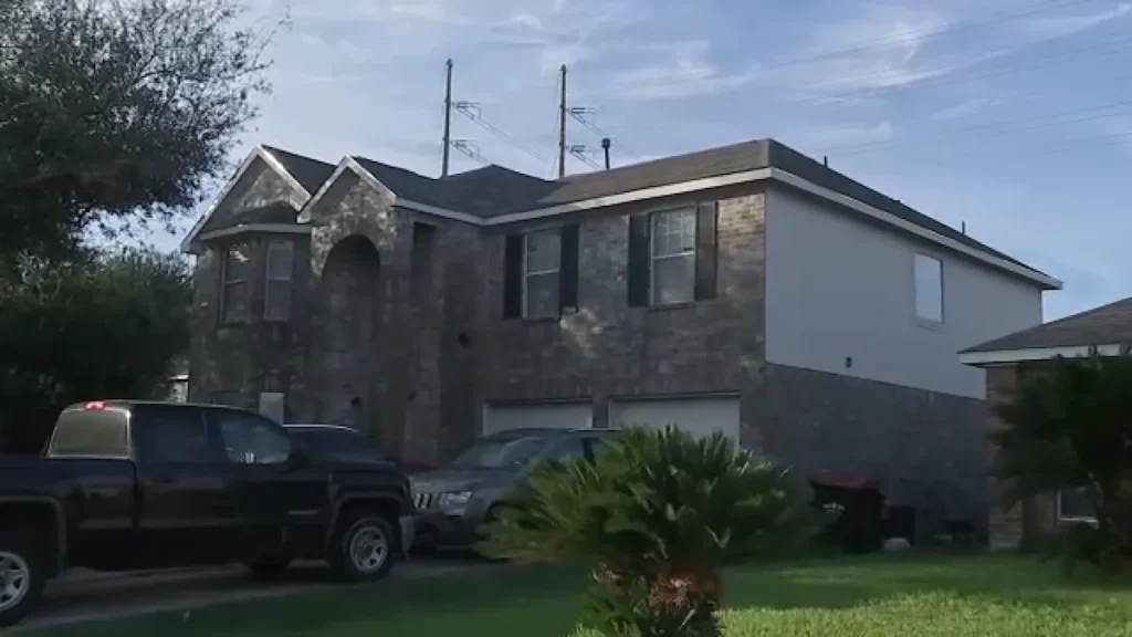 Friend remembers beloved realtor who was shot to death by roommate in N. Harris County, docs show